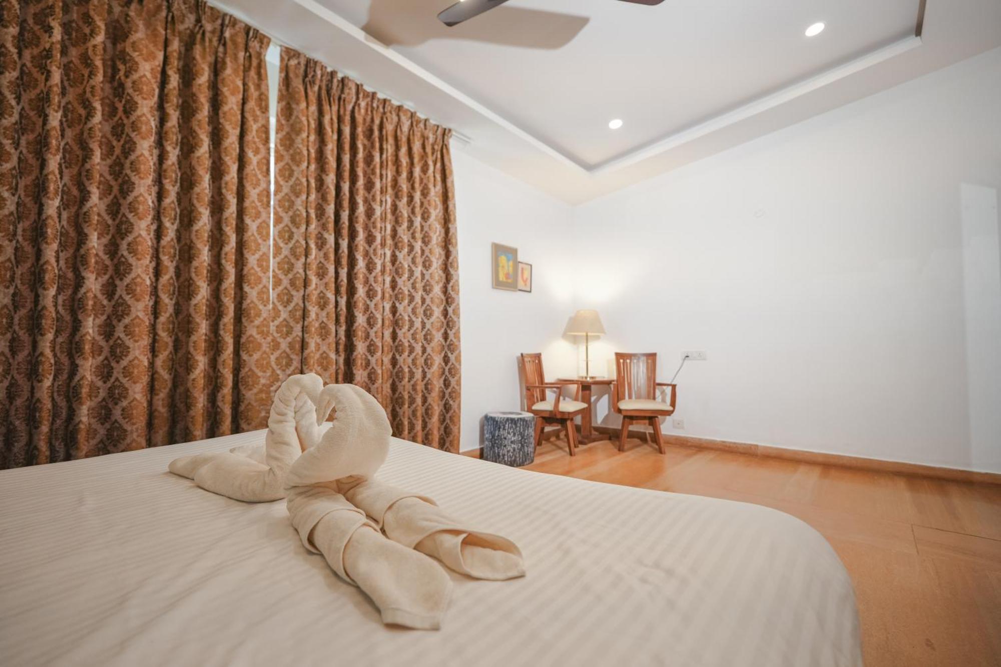 Villa M - Jia 3- 3Bhk In Candolim, Pool Facing, Near Beach, Breakfast Included Экстерьер фото